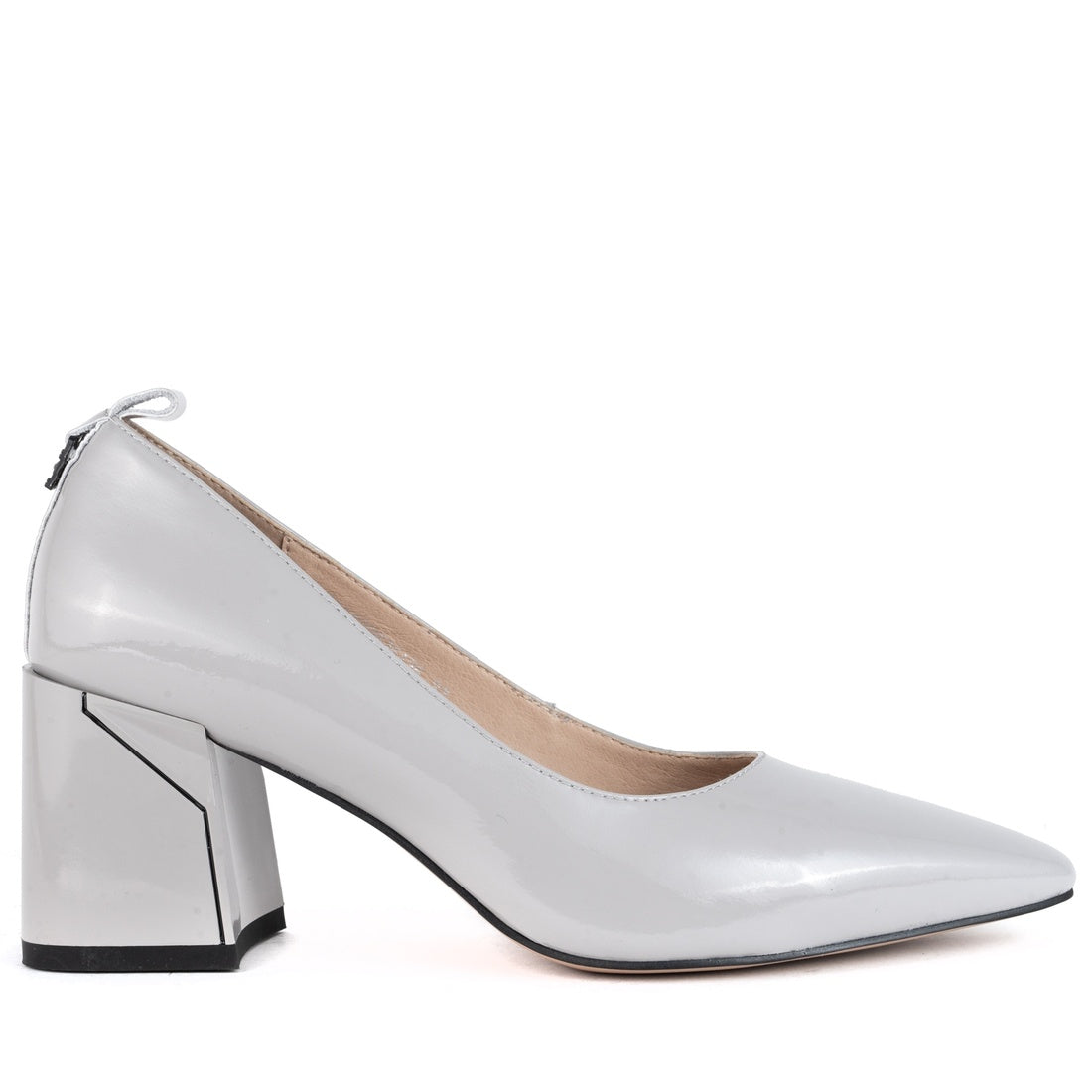 grey elegant closed pumps