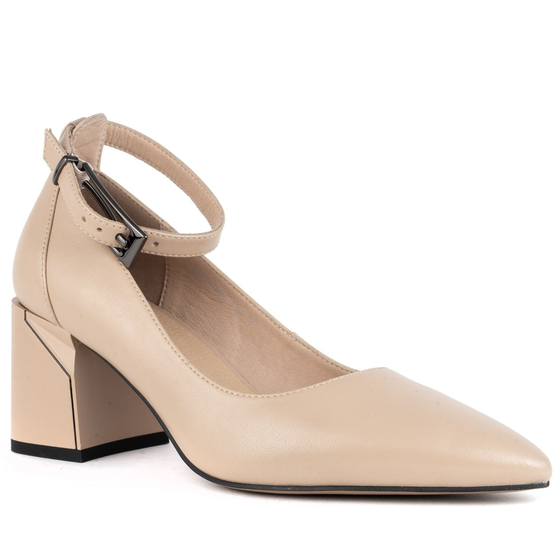 pink elegant closed pumps