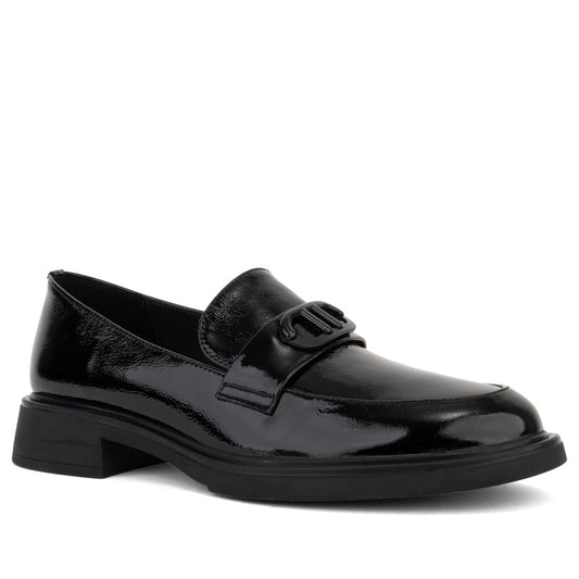 black classic closed loafers