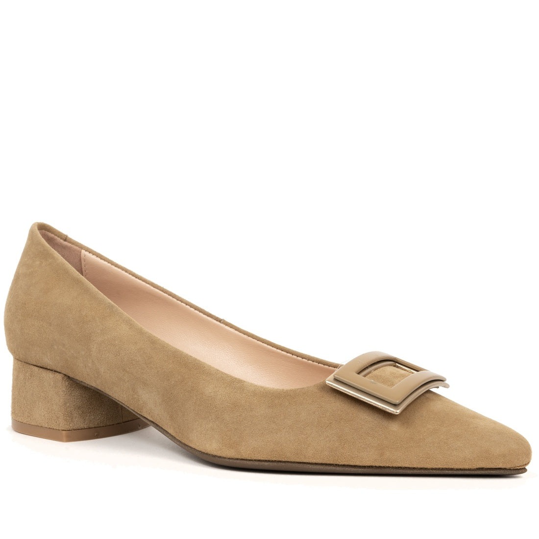 beige classic closed pumps