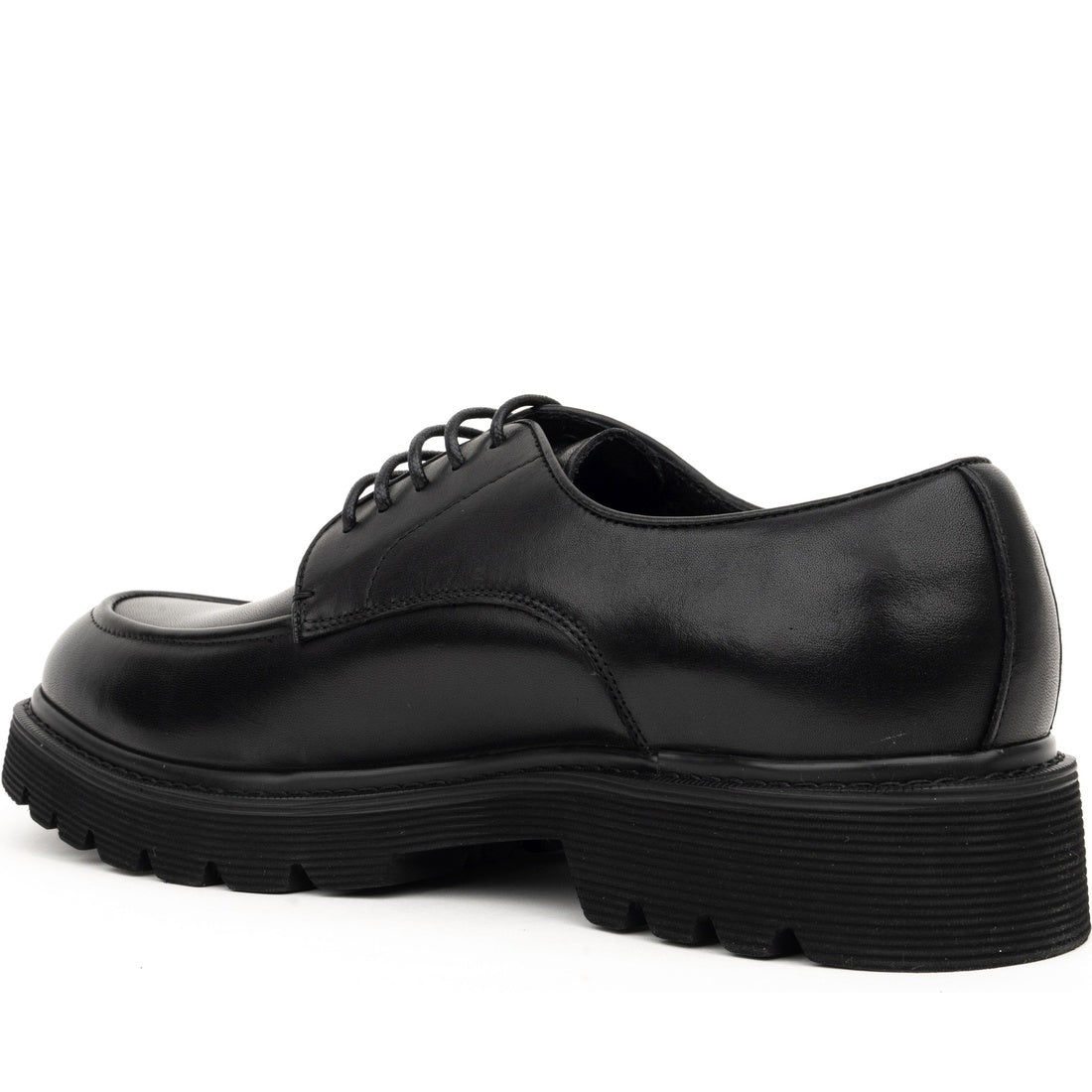 black casual closed formal