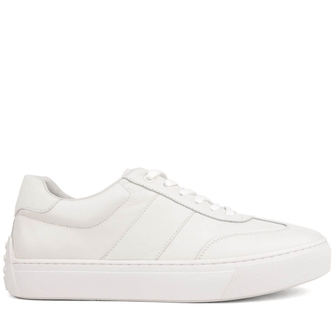 white casual closed leisure