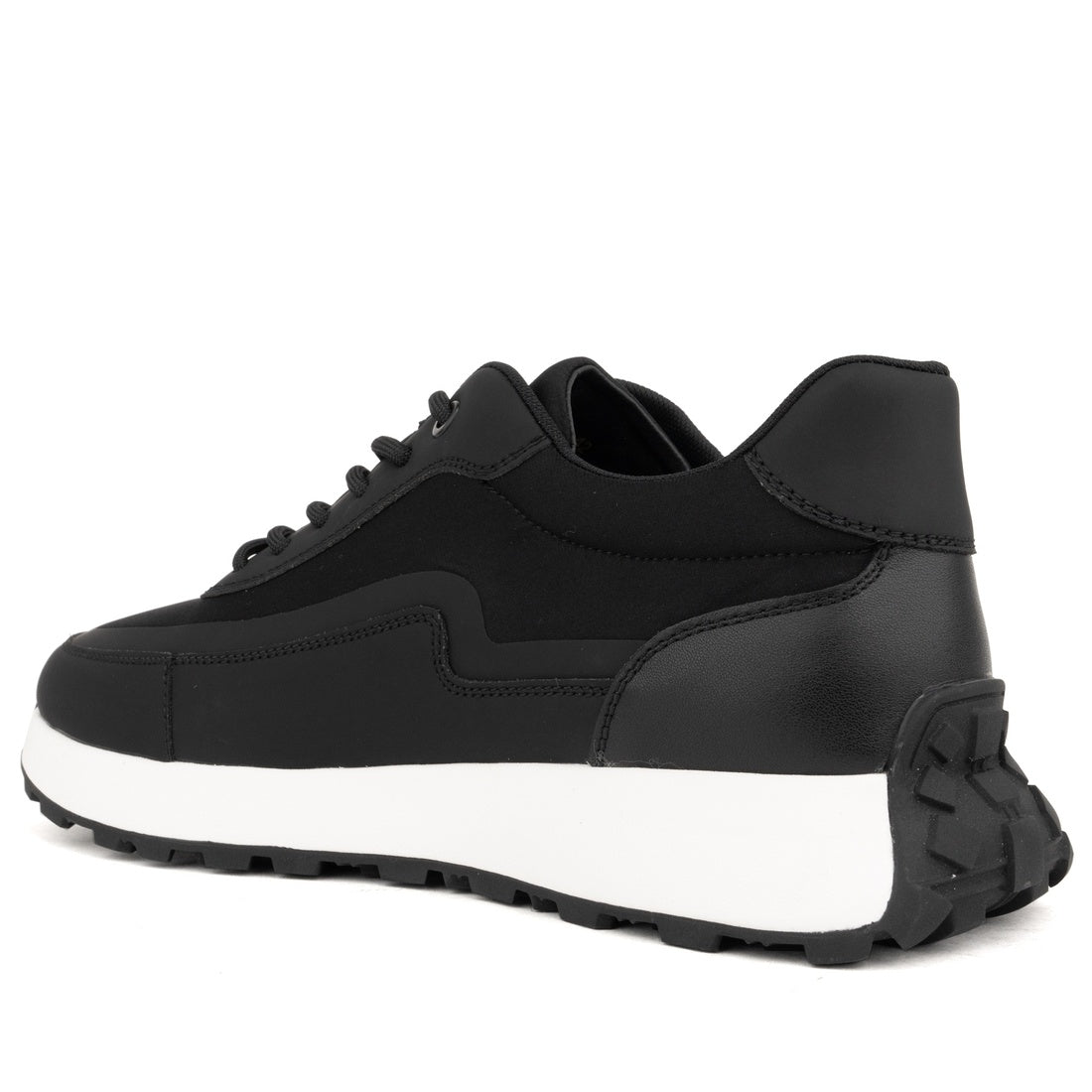 black casual closed leisure