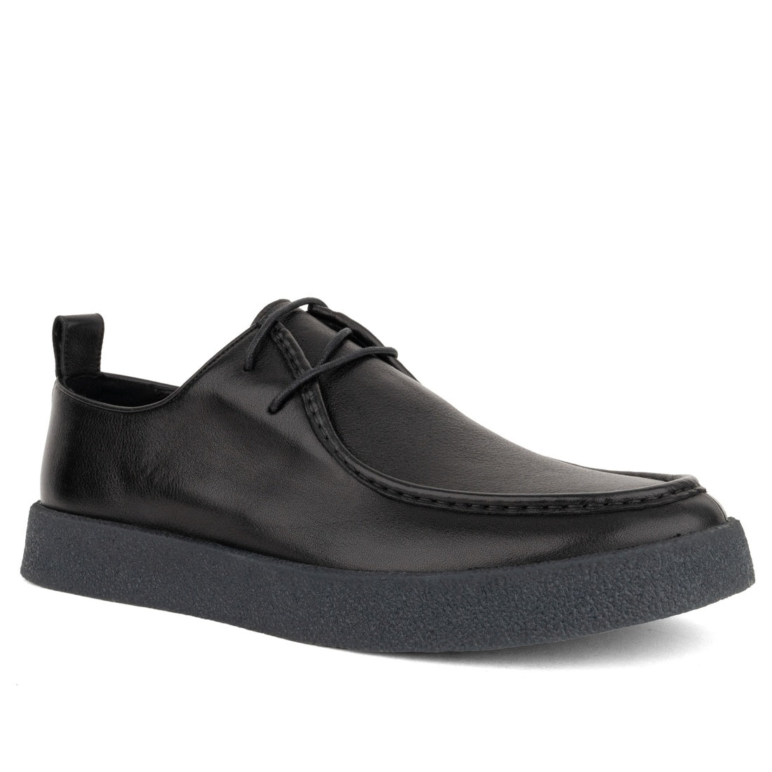 black casual closed mocasins