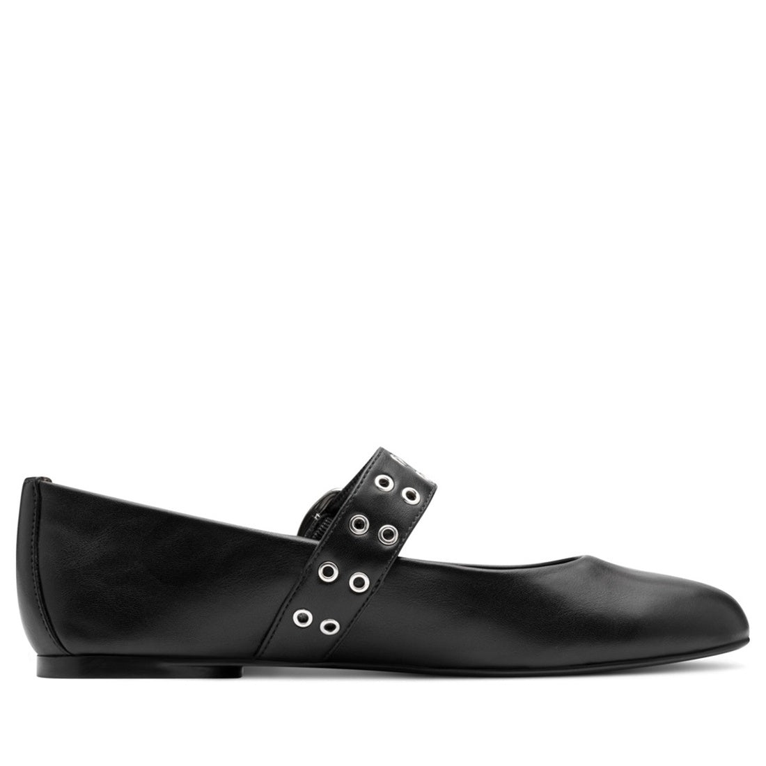 black casual closed ballerinas