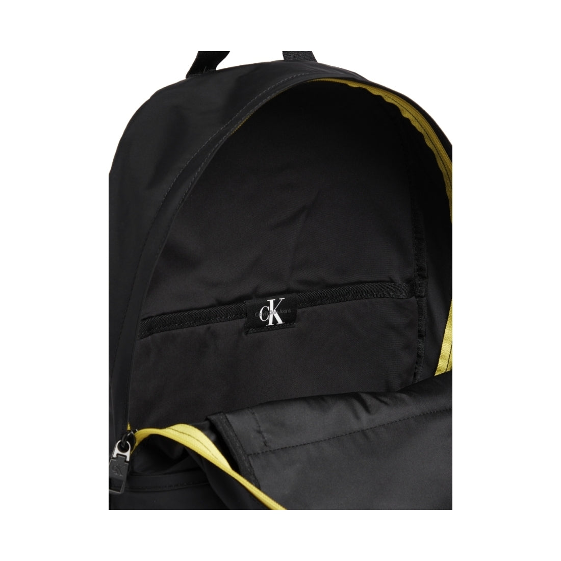 Calvin Klein Jeans mens fashion black essentials round backpack | Vilbury London