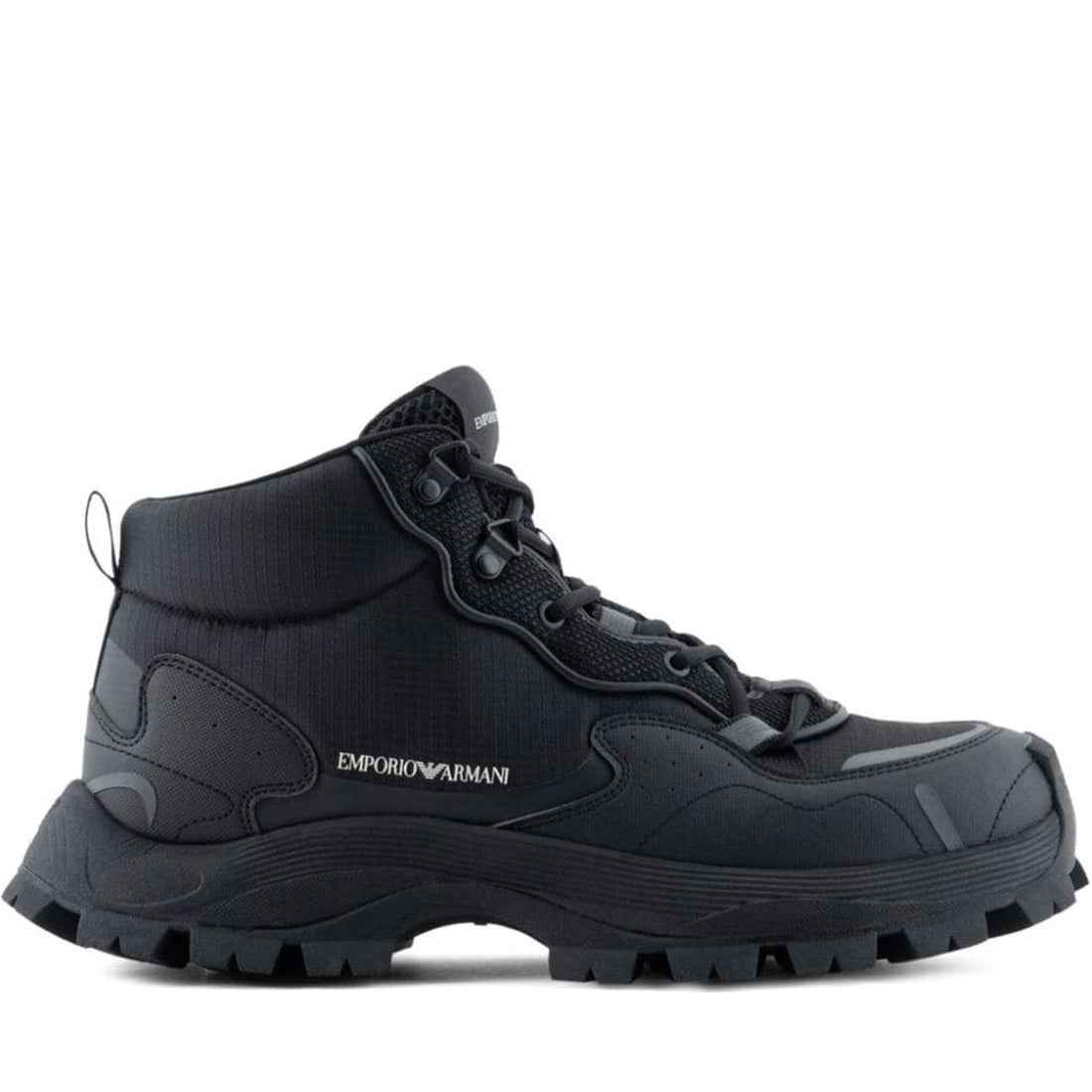 Emporio Armani mens nero casual closed sneaker | Vilbury London