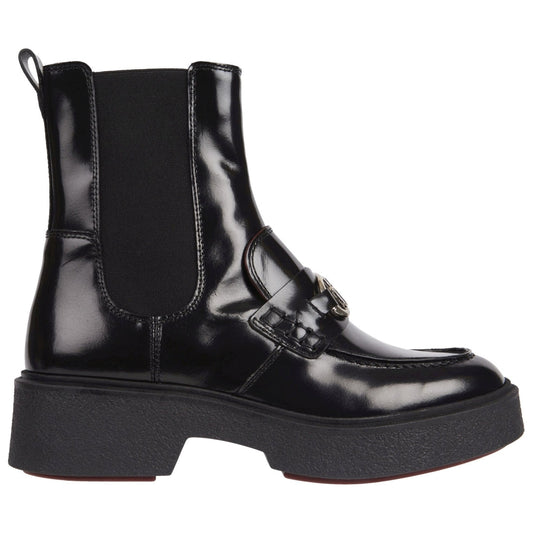 Tommy Hilfiger womens black hardware loafer boot | Vilbury London