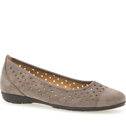 Gabor womens wallaby casual closed ballerinas | Vilbury London