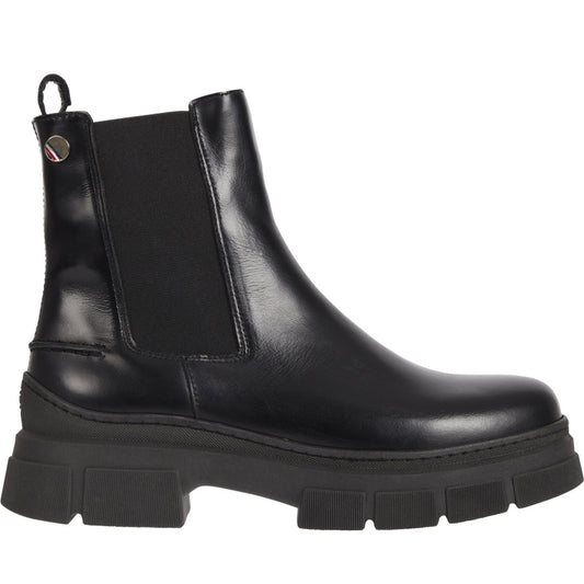 Tommy Hilfiger womens Black preppy outdoor low boot | Vilbury London