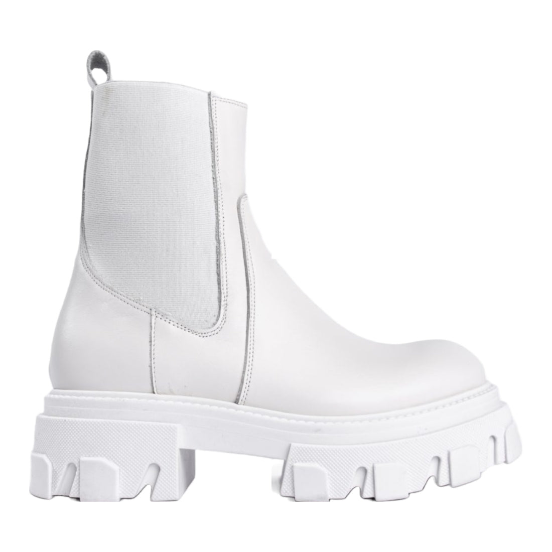 VAMSKO womens White nora booties | Vilbury London