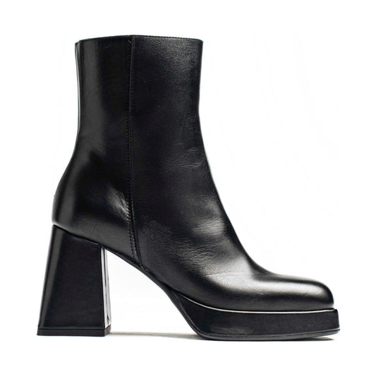 VAMSKO womens Black dorit booties | Vilbury London