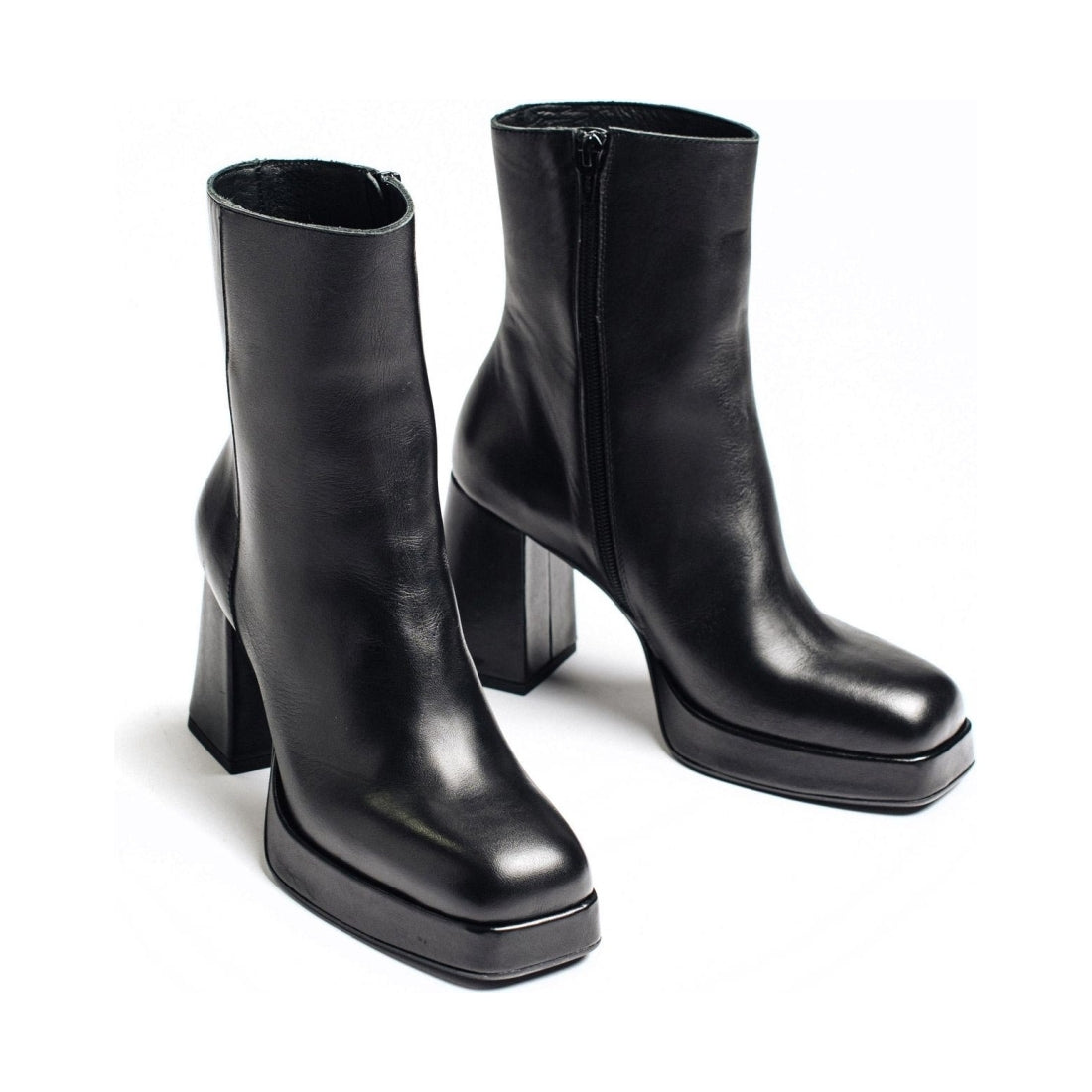 VAMSKO womens Black dorit booties | Vilbury London