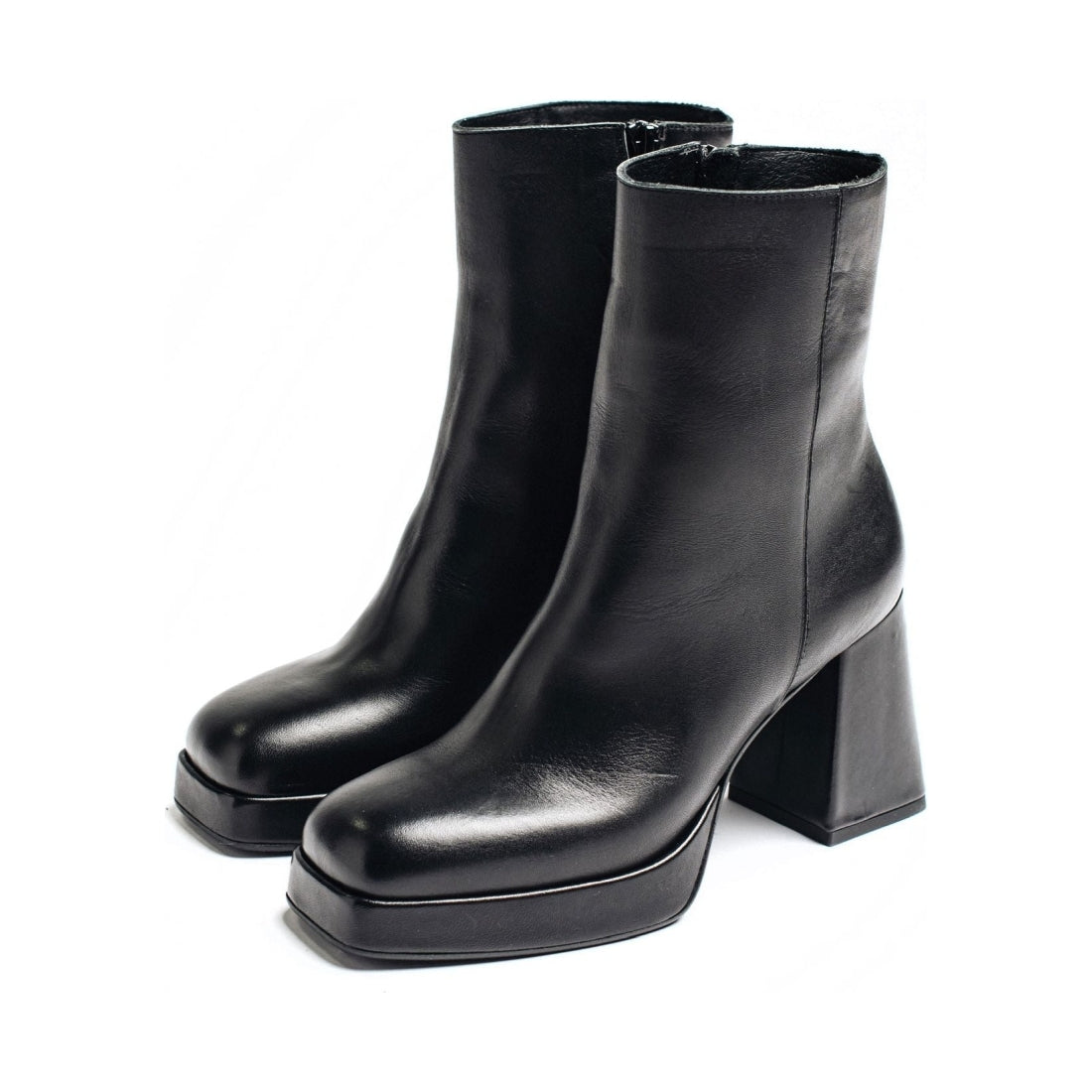 VAMSKO womens Black dorit booties | Vilbury London