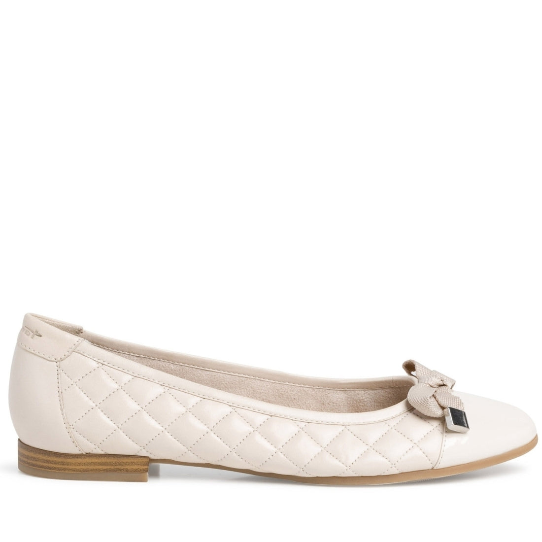 Tamaris Womens ivory casual closed shoes | Vilbury London